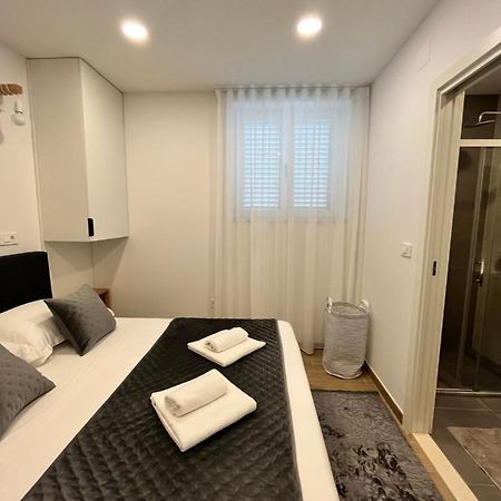 Blue Apartment With Shared Pool Split Zewnętrze zdjęcie